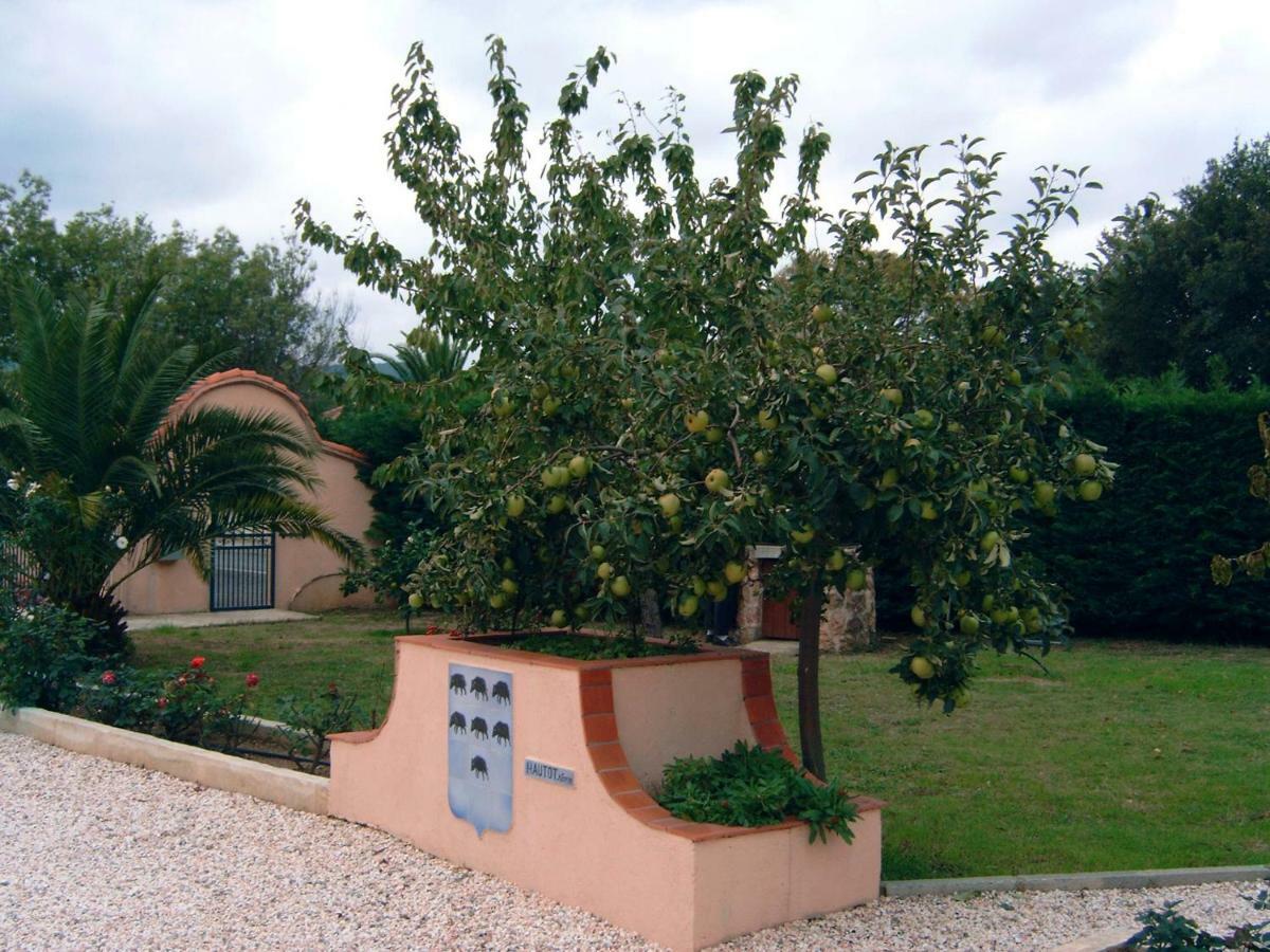 La Planquette Bed & Breakfast Castelnou ภายนอก รูปภาพ